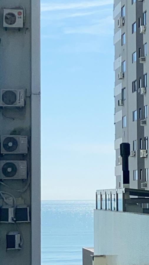 Ótimo Apto 2 quartos, Av. Brasil, de frente, quadra mar. Balneário Camboriú Exterior foto